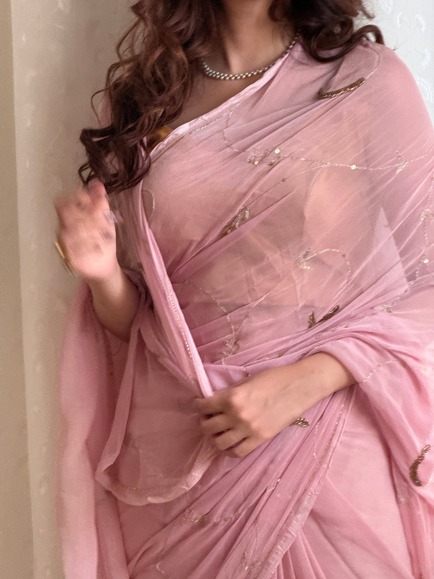 GULABI NOOR
